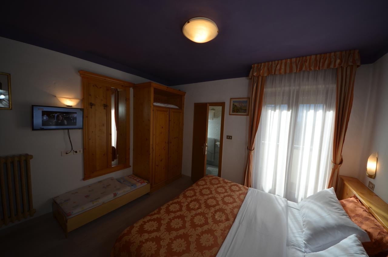 Family Hotel Primavera Levico Terme Kültér fotó
