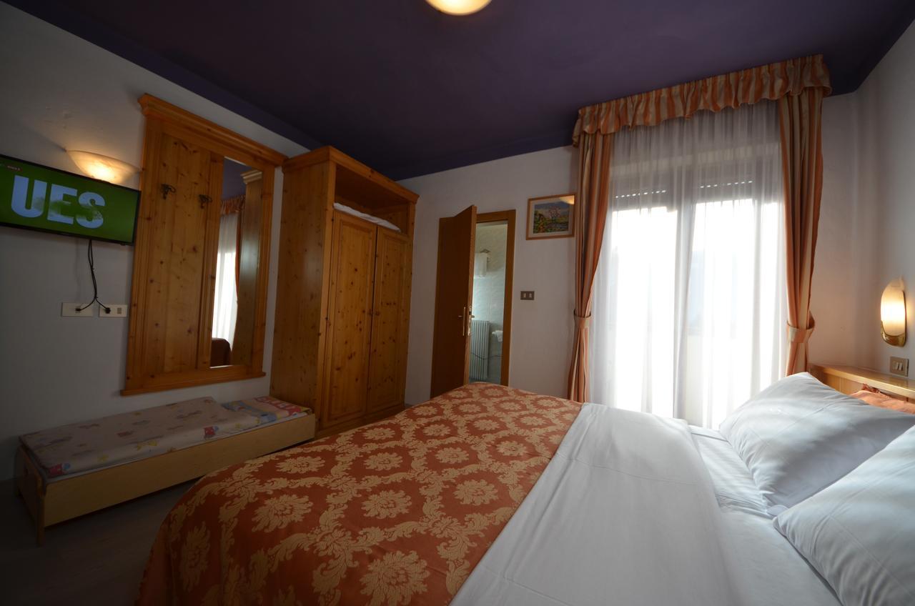 Family Hotel Primavera Levico Terme Kültér fotó